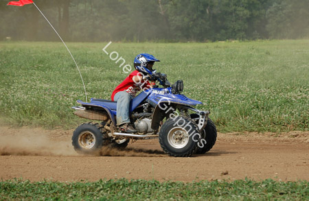 LJ045211