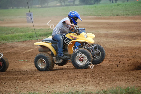 LJ261507